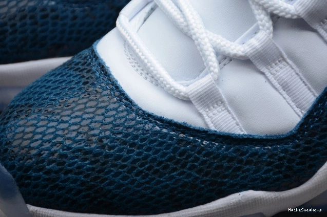MaikeSneakers Jordan Blue Low Snakeskin 11 Air CD6846-102 Navy 0802